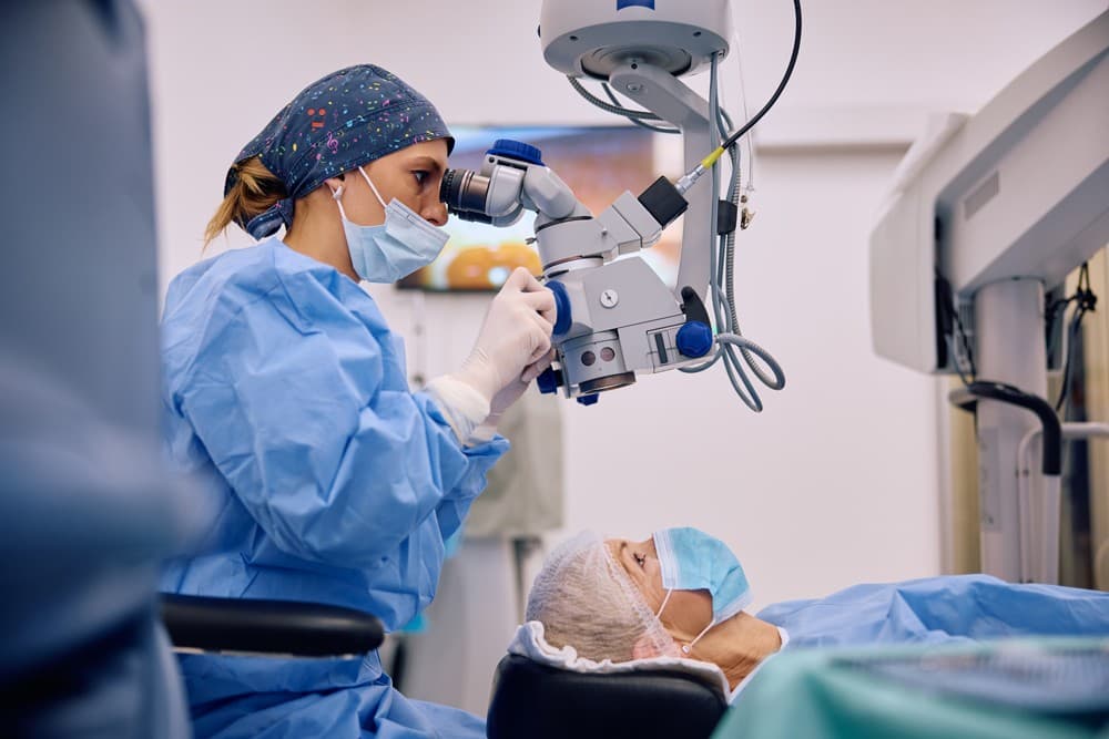 Operación del astigmatismo